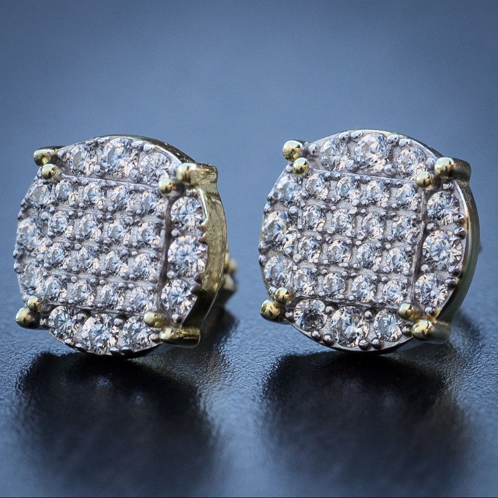Men's Round 14k Gold Diamond Stud Earrings